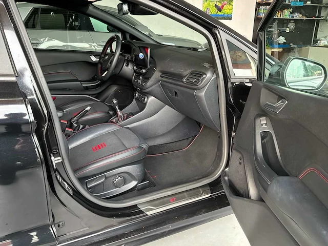 2020 ford fiesta st-line auto - afbeelding 16 van  37