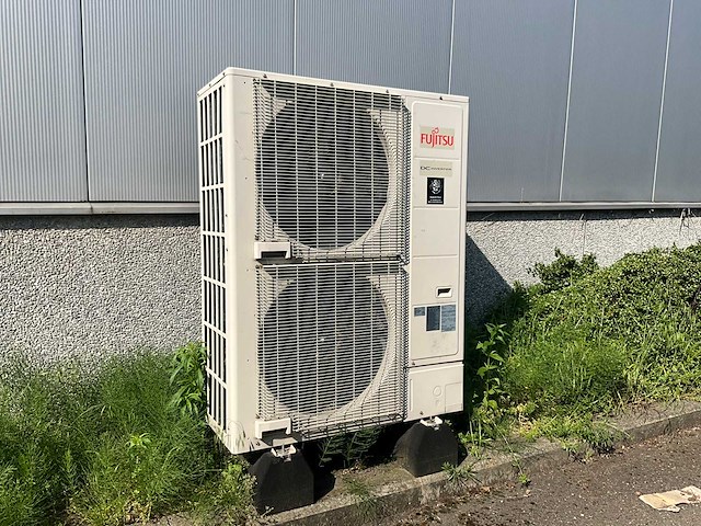 2020 fujitsu aryg90lhta volledig airco-systeem/lijn met buitenunits - afbeelding 13 van  40
