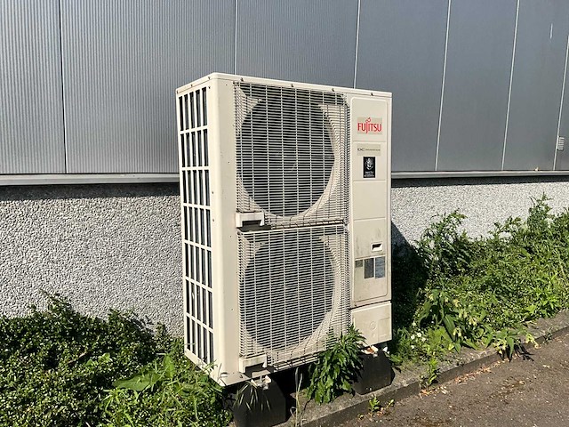 2020 fujitsu aryg90lhta volledig airco-systeem/lijn met buitenunits - afbeelding 4 van  20