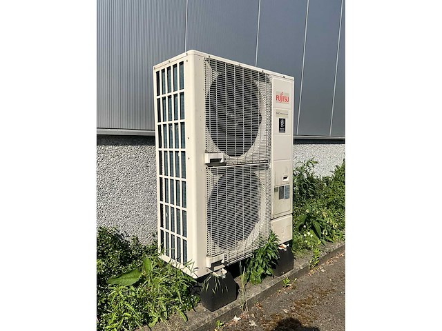 2020 fujitsu aryg90lhta volledig airco-systeem/lijn met buitenunits - afbeelding 8 van  20
