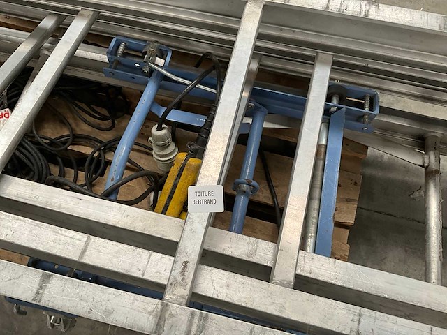 2020 geda lift 250 comfort gedemonteerde bouwlift - afbeelding 2 van  10