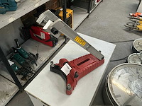 2020 hilti dd-hd30 kernboor statief - afbeelding 1 van  4