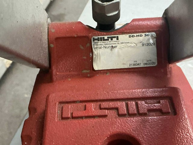 2020 hilti dd-hd30 kernboor statief - afbeelding 4 van  4