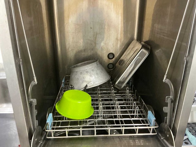 2020 hobart ux-10a korvenvaatwasmachine - afbeelding 4 van  5