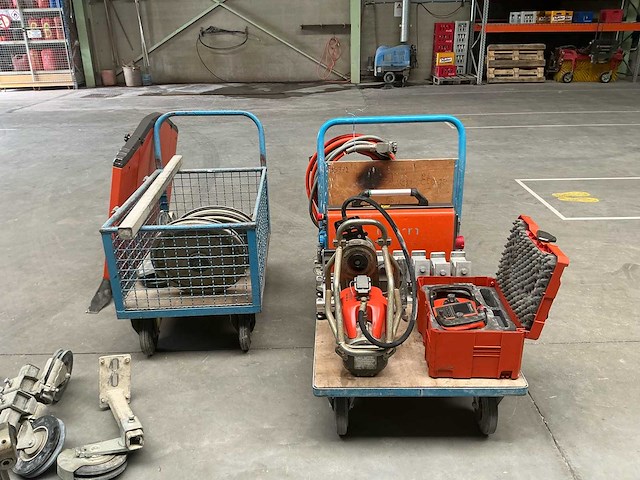2020 husqvarna cs10 wand-en kabelzaagmachine met afstandsbediening. betonzaag - afbeelding 12 van  32