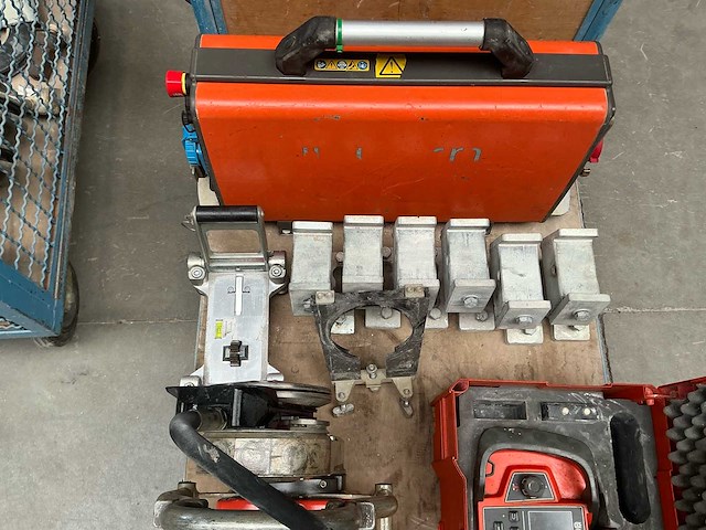 2020 husqvarna cs10 wand-en kabelzaagmachine met afstandsbediening. betonzaag - afbeelding 5 van  15