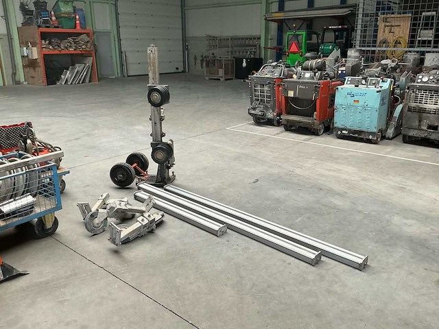 2020 husqvarna cs10 wand-en kabelzaagmachine met afstandsbediening. betonzaag - afbeelding 15 van  15