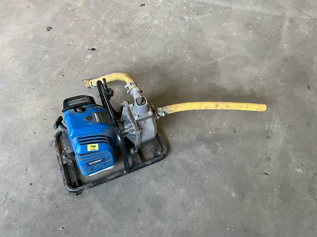 2020 hyundia 1e44f-5 waterpomp/beregeningspomp - functioneel - afbeelding 1 van  2