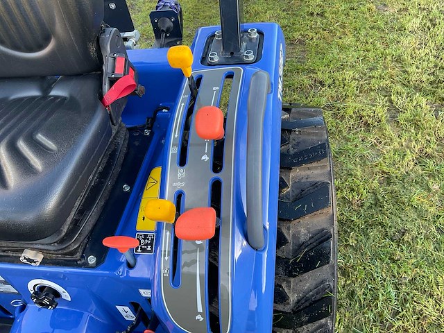 2020 iseki tm3267h - minitractor - afbeelding 8 van  40