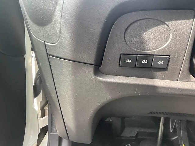 2020 iveco dagelijkse vrachtwagen - afbeelding 21 van  32