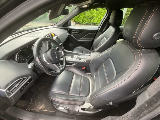 2020 jaguar f-pace dc - personenauto - afbeelding 19 van  38