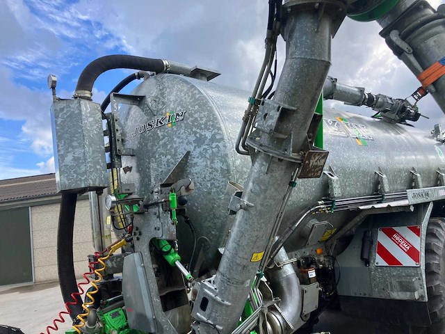 2020 joskin volumetra mesttank met multi disc bemester - afbeelding 51 van  57