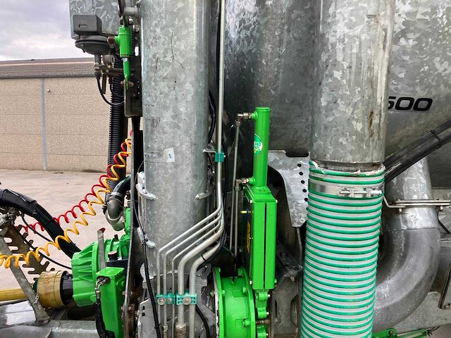 2020 joskin volumetra mesttank met multi disc bemester - afbeelding 53 van  57