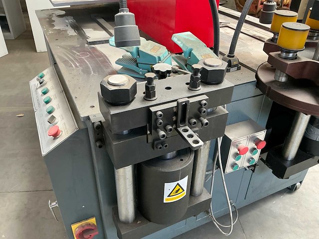 2020 jpsk jpmx-303esk cnc busbar processing machine - afbeelding 15 van  15