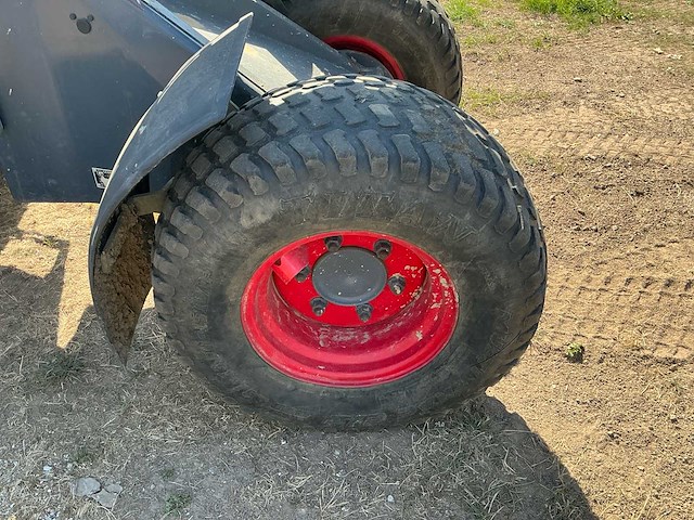 2020 knikmops km180 shovel - afbeelding 1 van  10