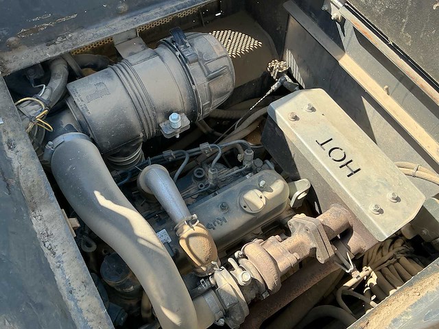 2020 knikmops km180 shovel - afbeelding 3 van  10