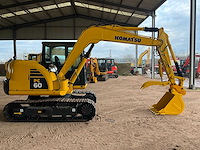 2020 komatsu pc60-8 rupsgraafmachine - afbeelding 22 van  24