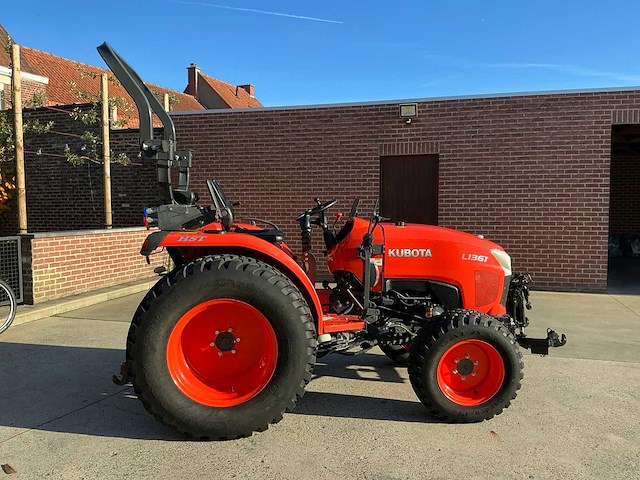 2020 kubota l1361 vierwielaangedreven landbouwtractor - afbeelding 15 van  19
