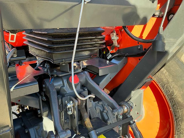 2020 kubota l1361 vierwielaangedreven landbouwtractor - afbeelding 19 van  19