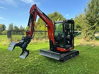 2020 kubota u27-4 hi minigraafmachine met hydraulische sorteergrijper en diverse bakken - afbeelding 1 van  26