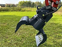 2020 kubota u27-4 hi minigraafmachine met hydraulische sorteergrijper en diverse bakken - afbeelding 9 van  26