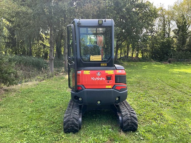2020 kubota u27-4 hi minigraafmachine met hydraulische sorteergrijper en diverse bakken - afbeelding 21 van  26
