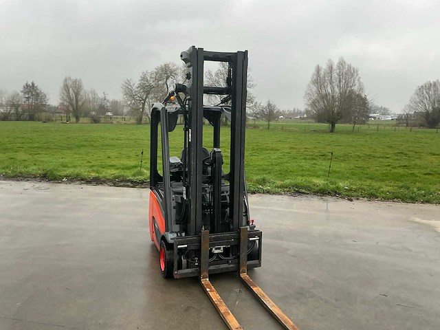 2020 linde e12-02 vorkheftruck met nieuwe 2025 accu - afbeelding 14 van  72