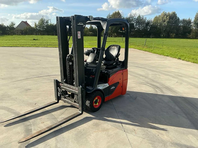 2020 linde e12 evo vorkheftruck in nieuwstaat (200 uur) - afbeelding 87 van  92