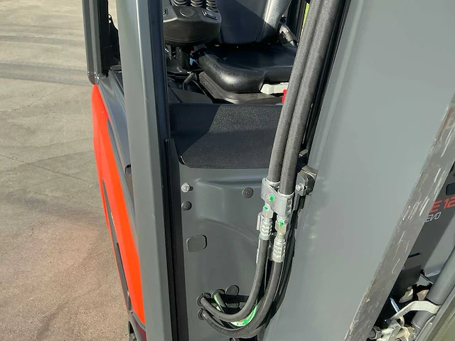 2020 linde e12 evo vorkheftruck in nieuwstaat (200 uur) - afbeelding 5 van  92