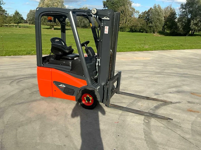 2020 linde e12 evo vorkheftruck in nieuwstaat (200 uur) - afbeelding 25 van  92