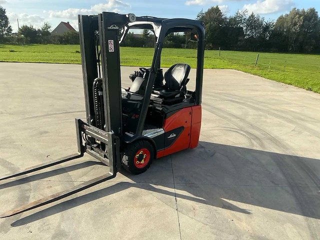 2020 linde e12 evo vorkheftruck in nieuwstaat (200 uur) - afbeelding 46 van  92
