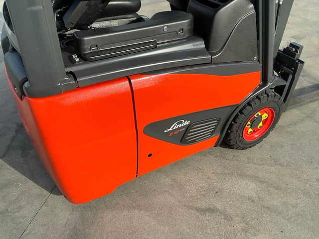 2020 linde e12 evo vorkheftruck in nieuwstaat (200 uur) - afbeelding 74 van  92