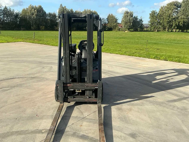2020 linde e12 evo vorkheftruck in nieuwstaat (200 uur) - afbeelding 18 van  92