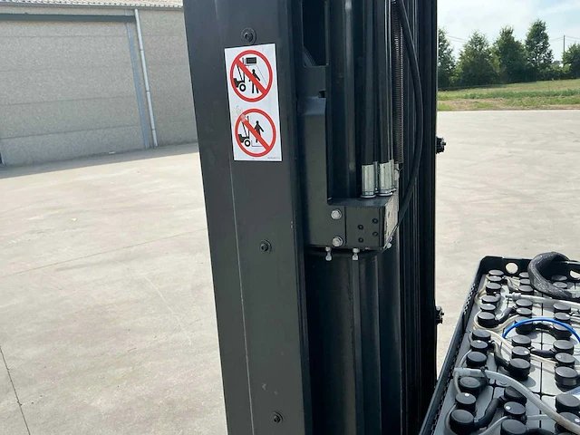 2020 linde r14-01 reach truck - afbeelding 18 van  65
