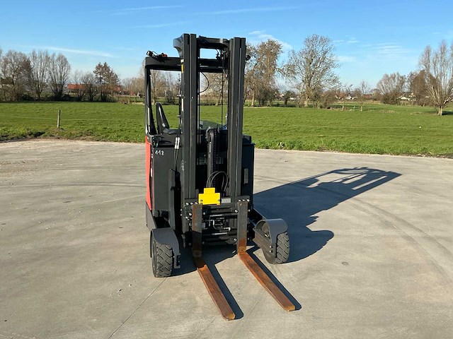 2020 linde r14g-01 reach truck op grote wielen en vorkversteller - afbeelding 26 van  78