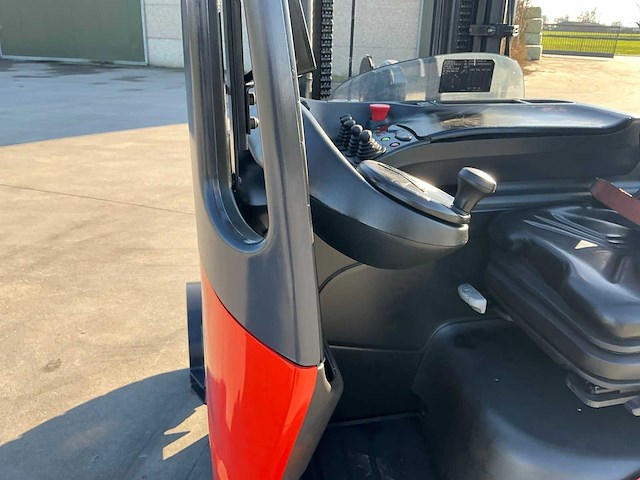 2020 linde r14g-01 reach truck op grote wielen en vorkversteller - afbeelding 62 van  78