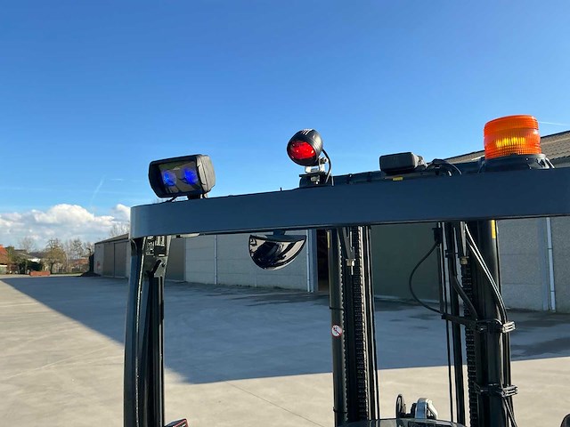 2020 linde r14g-01 reach truck op grote wielen en vorkversteller - afbeelding 57 van  78