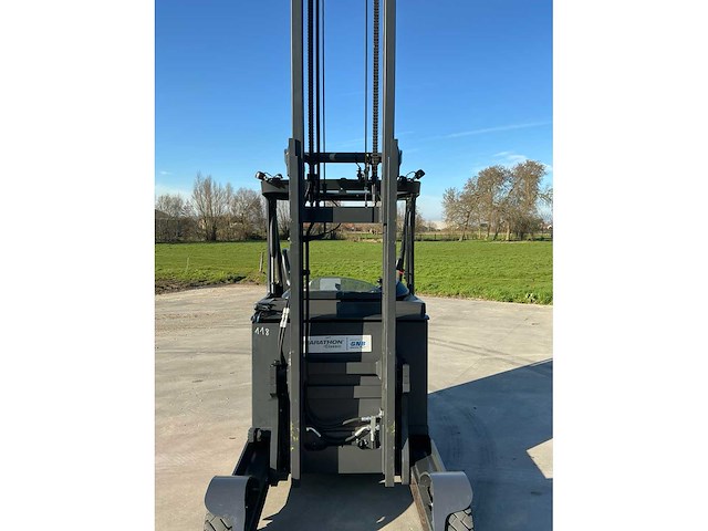 2020 linde r14g-01 reach truck op grote wielen en vorkversteller - afbeelding 3 van  56