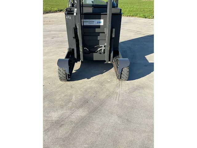 2020 linde r14g-01 reach truck op grote wielen en vorkversteller - afbeelding 56 van  56