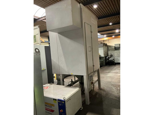 2020 lvd phoenix fl-3015 lasersnijmachine met platenlift - afbeelding 3 van  14