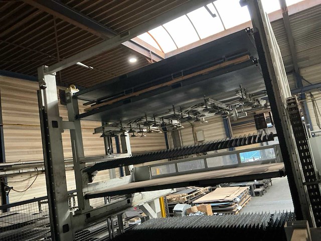 2020 lvd phoenix fl-3015 lasersnijmachine met platenlift - afbeelding 4 van  14