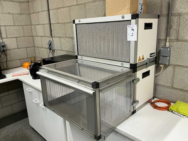 2020 lvd phoenix fl-3015 lasersnijmachine met platenlift - afbeelding 11 van  14
