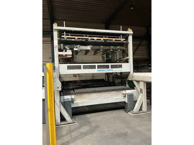 2020 lvd phoenix fl-3015 lasersnijmachine met platenlift - afbeelding 11 van  26