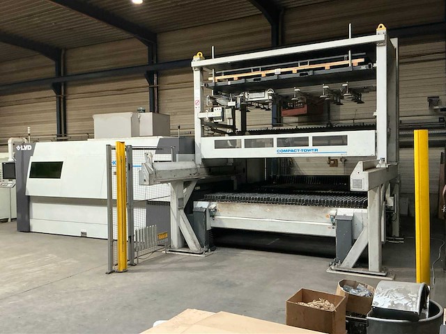 2020 lvd phoenix fl-3015 lasersnijmachine met platenlift - afbeelding 20 van  26