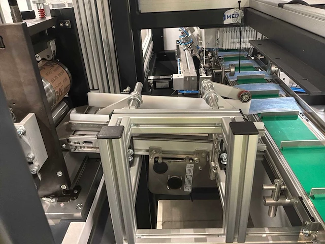 2020 machine voor het vervaardigen en verpakken van mondmaskers - afbeelding 21 van  44