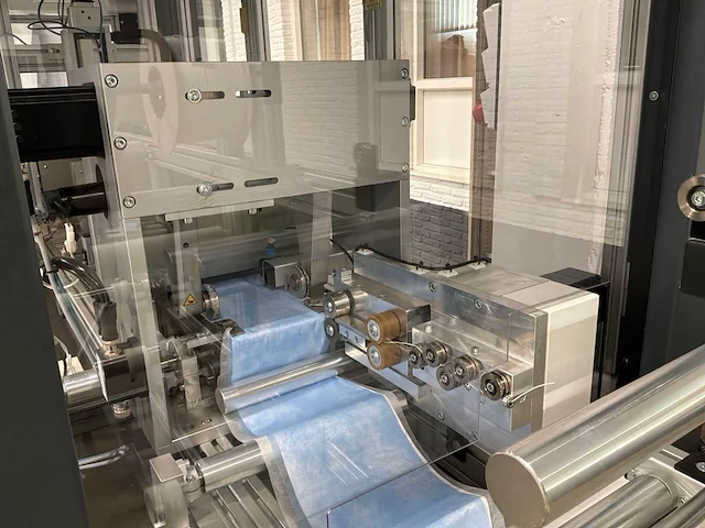 2020 machine voor het vervaardigen en verpakken van mondmaskers - afbeelding 4 van  55