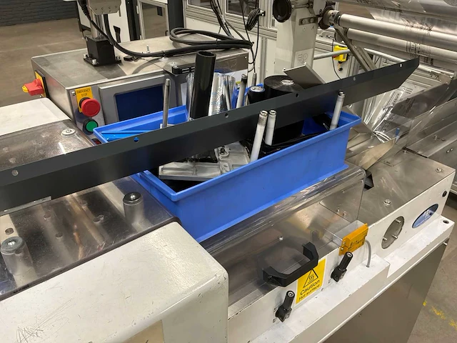 2020 machine voor het vervaardigen en verpakken van mondmaskers - afbeelding 37 van  55