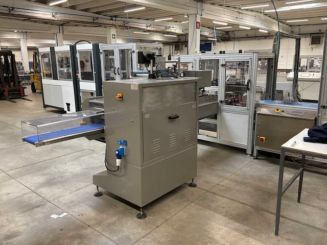 2020 machine voor het vervaardigen en verpakken van mondmaskers - afbeelding 19 van  44