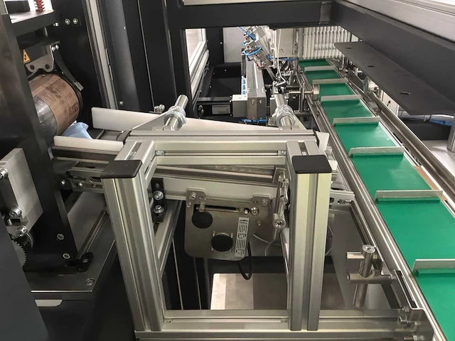 2020 machine voor het vervaardigen en verpakken van mondmaskers - afbeelding 10 van  55