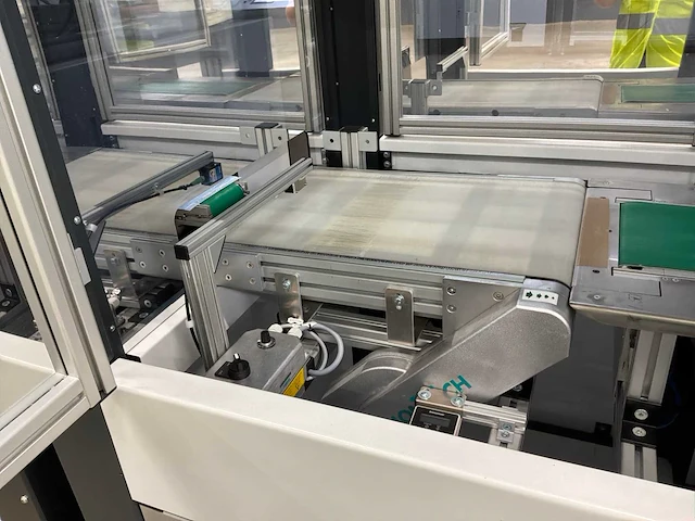 2020 machine voor het vervaardigen en verpakken van mondmaskers - afbeelding 17 van  55